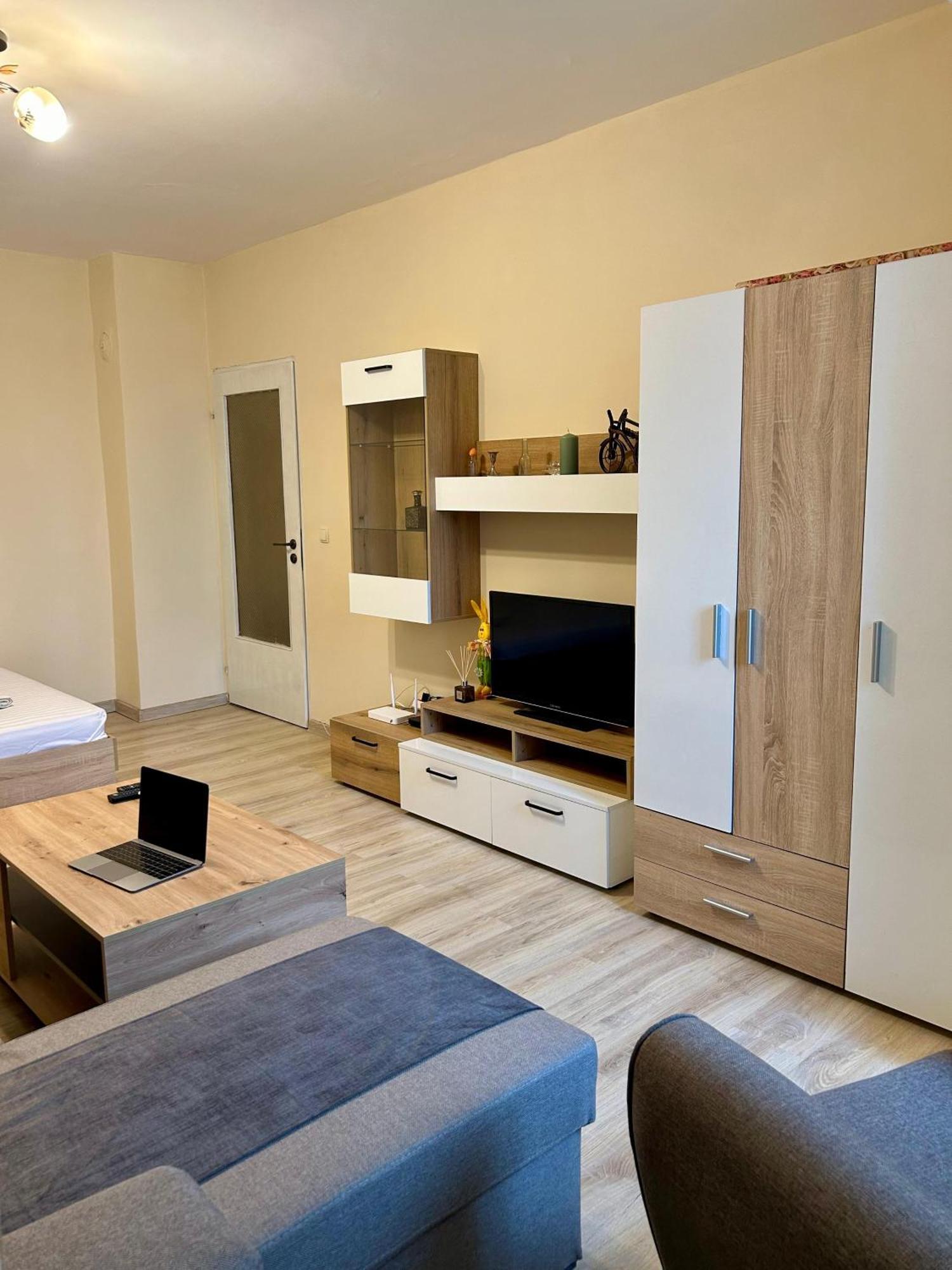 Петров 2 Apartment Vratsa Ngoại thất bức ảnh